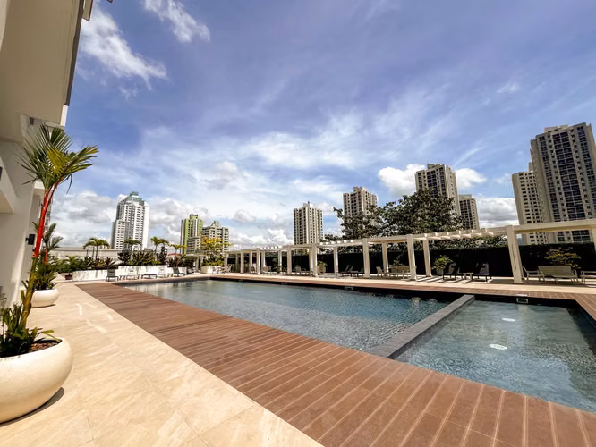 VENTA: Apartamento | Condado del Rey | 3 Habitaciones | Piso Alto -IP