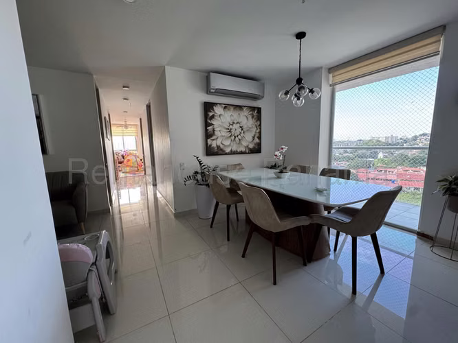 Apartamento en Venta en Villa Lucre. 27-1541.