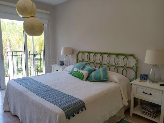 Apartamento en Venta en Buenaventura. 27-1562.