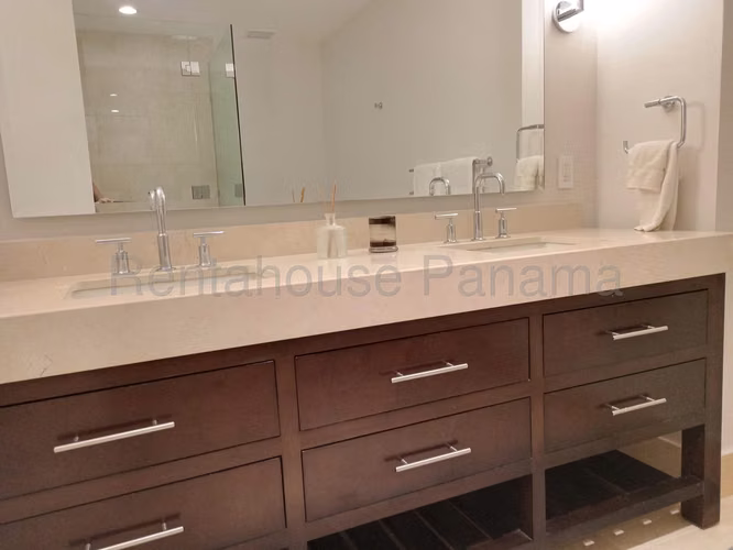 Apartamento en Venta en Buenaventura. 27-1562.