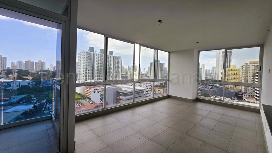 Apartamento en Venta en Vía España 27EPP1421