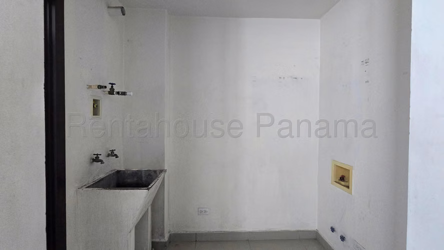 Apartamento en Venta en Hato Pintado 27EPP1401