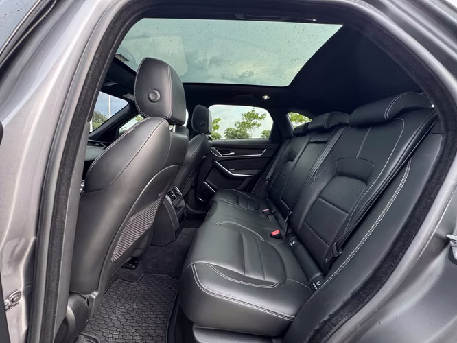 2024 JAGUAR F-PACE P400 R DYNAMIC S
