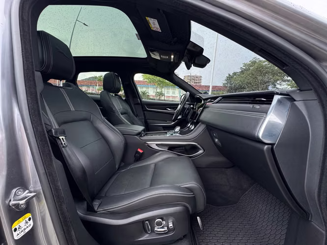 2024 JAGUAR F-PACE P400 R DYNAMIC S
