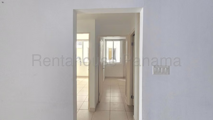 Apartamento en Venta en Brisas del Golf 27EPP1269