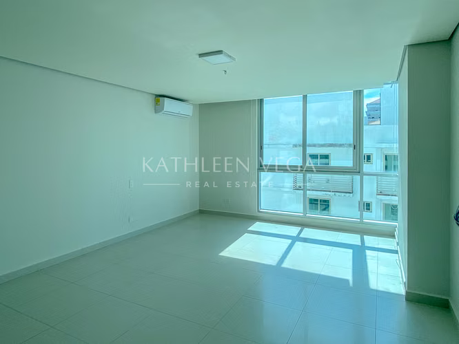 Apartamento de 2 recámaras en Parkside Costa del Este vista al parque - Imagen 7
