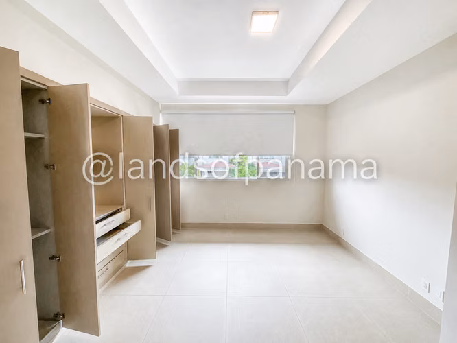 ÚNICA CASA EN VENTA – THE GROVE | SANTA MARÍA
