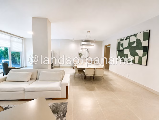 ÚNICA CASA EN VENTA – THE GROVE | SANTA MARÍA