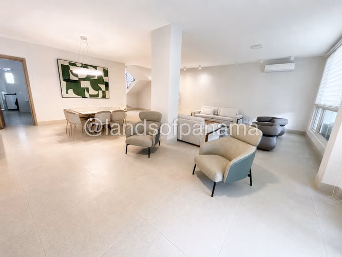 ÚNICA CASA EN VENTA – THE GROVE | SANTA MARÍA
