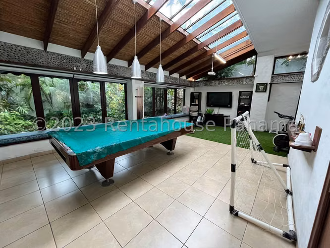 Venta Casa Altos del Golf - YD