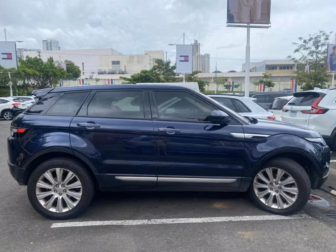 RANGE ROVER EVOQUE 2015 | ÚNICO DUEÑO | 58.800 KM | TECHO PANORÁMICO