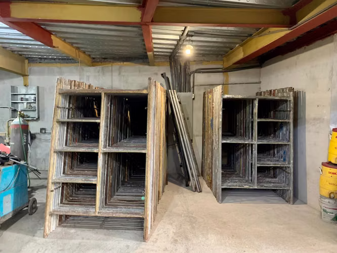 Venta de Galera en zona Industrial en Versalles 27*1675Mfk - Imagen 10