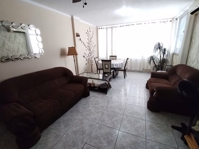 Se Vende Apartamento Carrasquilla a Pasos Parque Omar 72Mts 2R 1B - Imagen 4