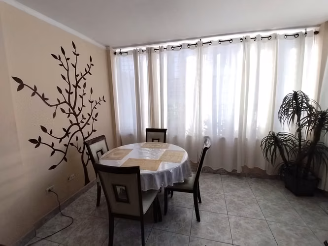 Se Vende Apartamento Carrasquilla a Pasos Parque Omar 72Mts 2R 1B - Imagen 5