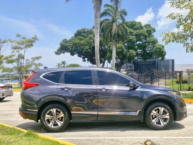 Honda Crv 2017 Semi full comprada en Bahia motors - Imagen 4