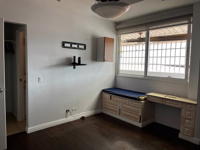 . Apartamento en Via España I con balcón y remodelado - Imagen 13