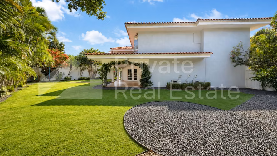 Se Alquila casa en Costa Serena Costa del Este - Imagen 3