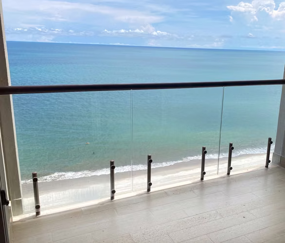 Apartamento Frente al Mar en Playa Caracol, Panamá