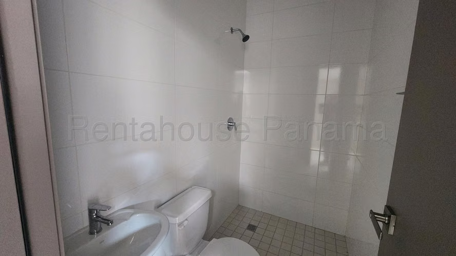 Venta de Casa en Altos de Panama Altos del Parque KC - Imagen 9