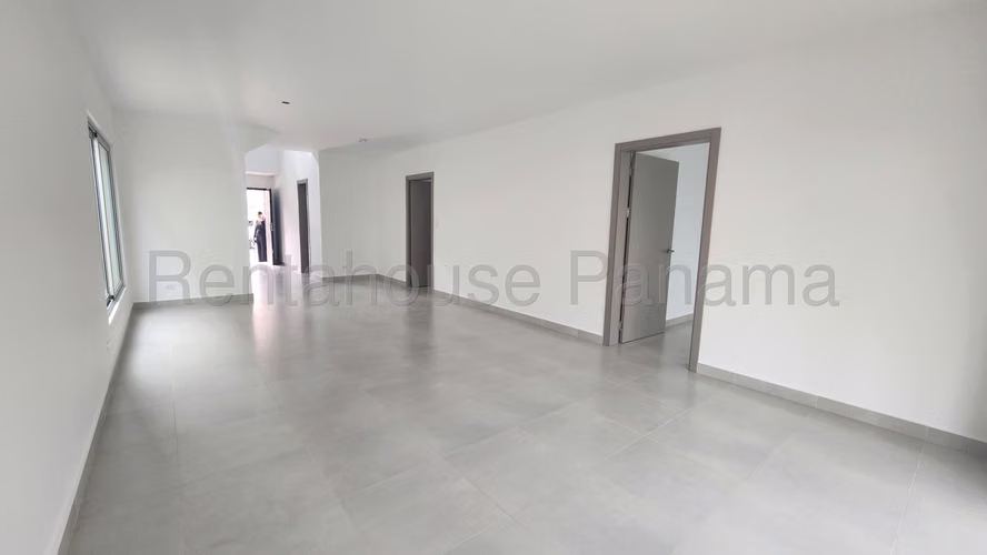 Venta de Casa en Altos de Panama Altos del Parque KC - Imagen 3