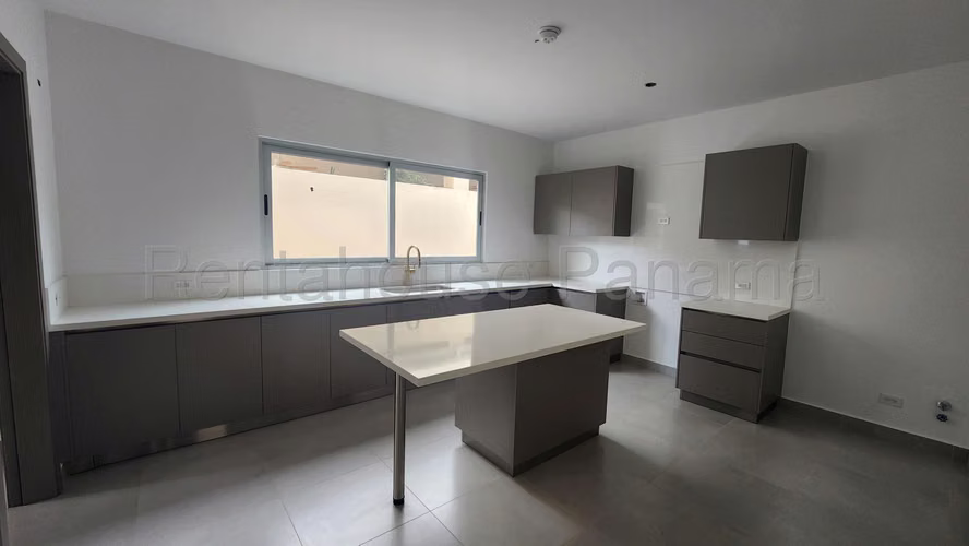 Venta de Casa en Altos de Panama Altos del Parque KC - Imagen 5