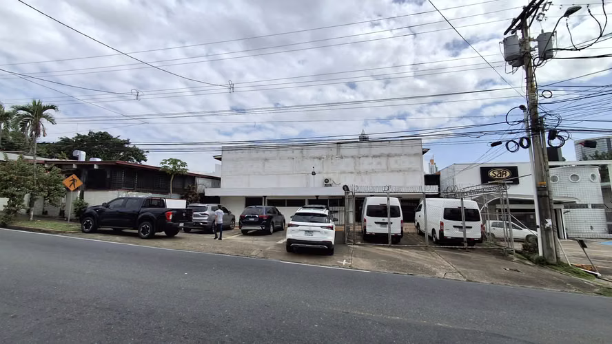 Galera en la Juan Pablo II. 759mts $650,000.00neg - Imagen 19