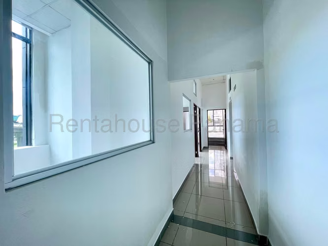 Alquiler de Local en Avenida Balboa Rali Business Center Solo Cliente Directo MC