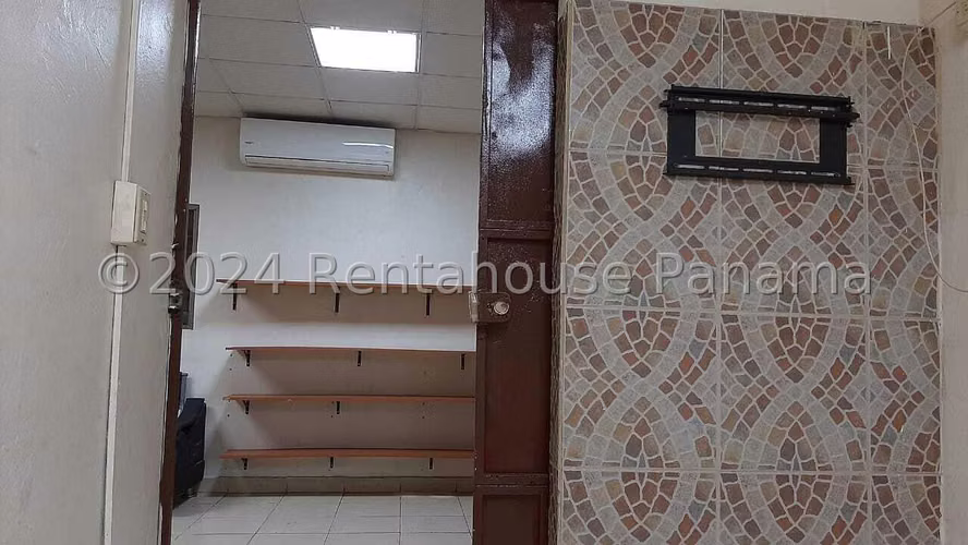 Venta de Local en Parque Lefevre Solo Cliente Directo MC - Imagen 8