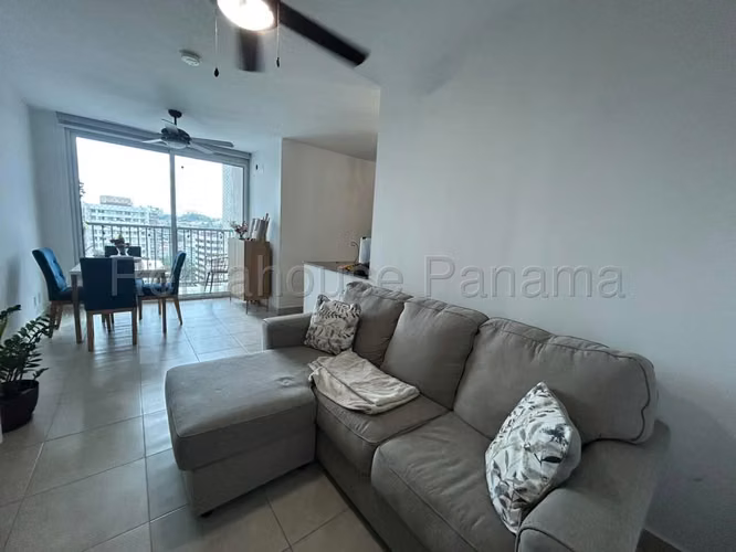 Alquiler de Apartamento en Via España Ph Alai SN