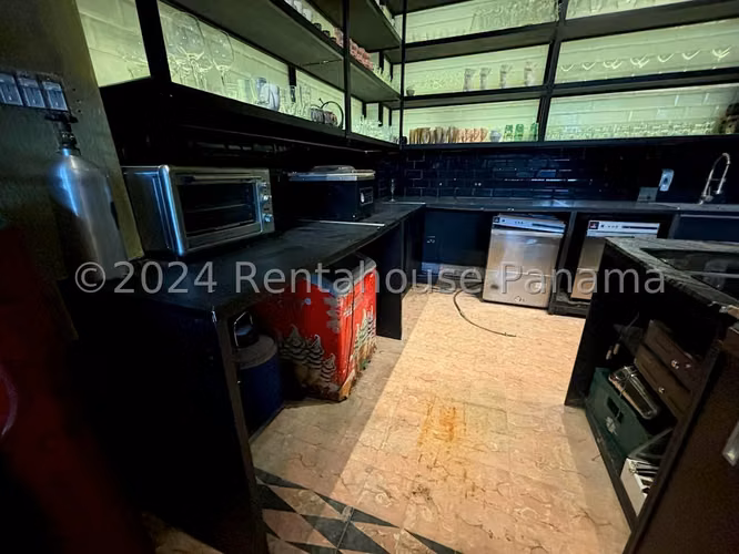 Alquiler de Local en Casco Antiguo SN - Imagen 7