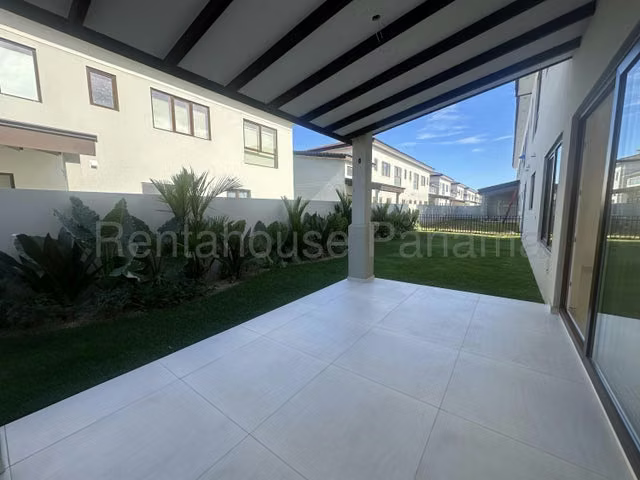 Venta de Casa en Santa María 27LBR1618 - Imagen 4