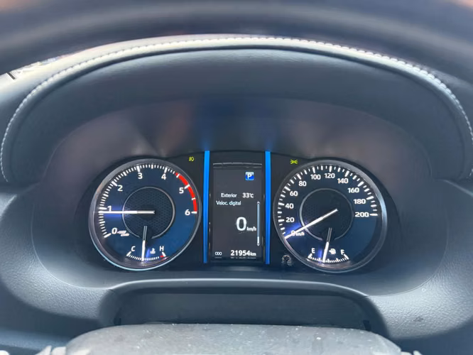 TOYOTA FORTUNER 2024 DIESEL 4X4  7 PASAJEROS - Imagen 20