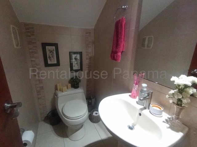 Venta de Casa en Costa Sur 27LBR1628 - Imagen 2