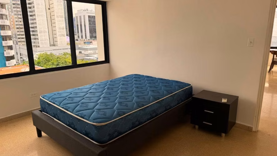 Alquilo apartamento amueblado y remodelado en Punta Paitilla - Imagen 3