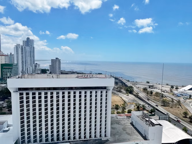 SE VENDE APARTAMENTO PH MANDARIN BAY SAN FRANCISCO VISTA AL MAR