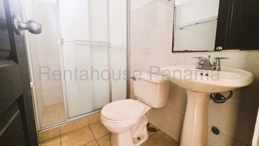 Apartamento en Venta en Parque Lefevre 27LDC1657