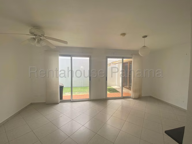 VENTA DE CASA EN ARRAIJAN ABS - Imagen 3