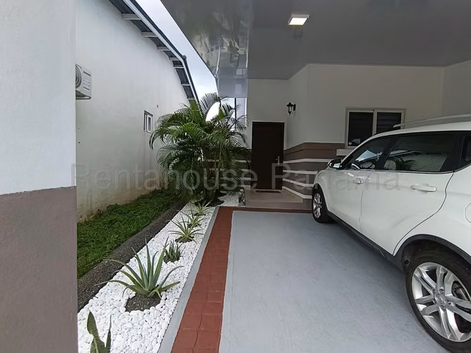 VENTA DE CASA EN VISTA ALEGRE ABS - Imagen 2