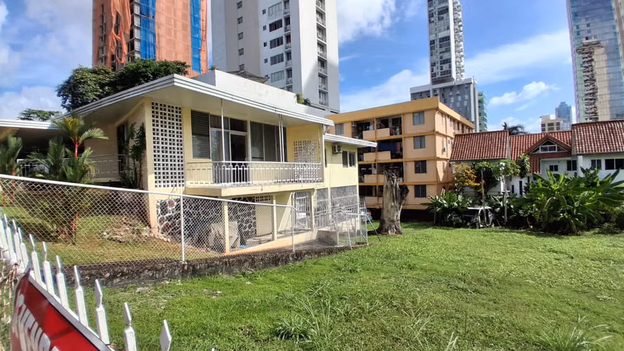 San Francisco. Calle 64. 1300mts Zon 1R6 $1,300,000.00neg