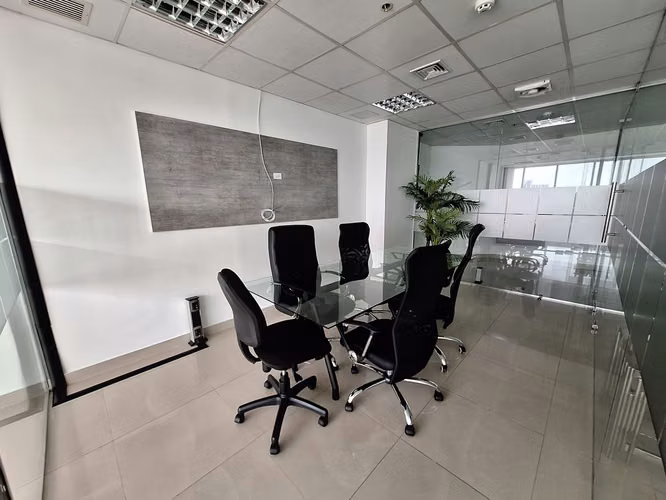 VENTA DE OFICINA 92 M2, PH OCEAN BUSINESS PLAZA