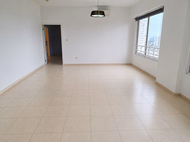 SE VENDE APARTAMENTO AVENIDA BALBOA PH VISTA DEL MAR - Imagen 2