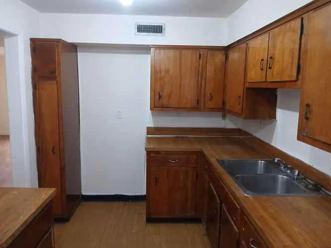 ALQUILO APMTO EN CLAYTON, SALA-COM, COCINA, 2 REC, 1 BAÑO, 2 ESTAC $730 - Imagen 3