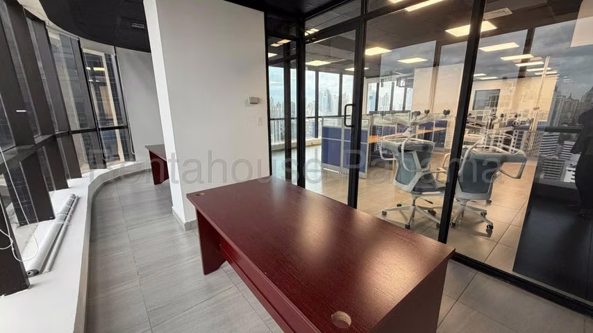 Alquiler de oficina amoblada en Calle 50 - Imagen 17