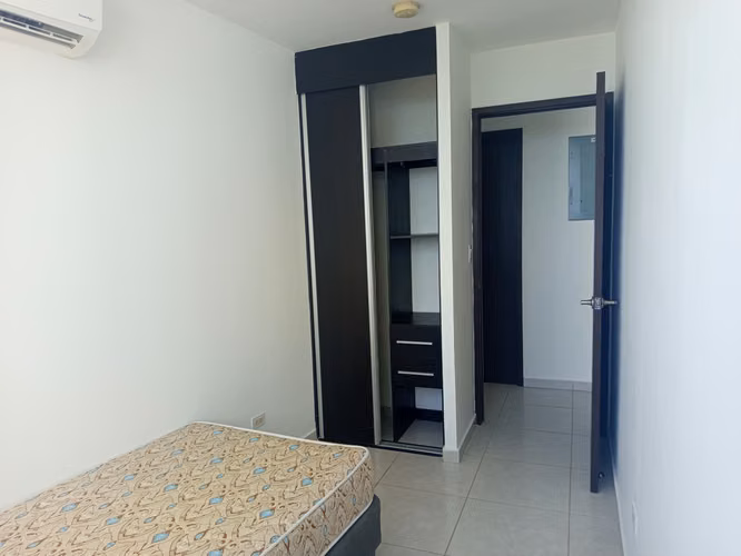 Venta o Alquiler Apartamento Semi-Amoblado en Avenida Balboa PH Bay View - YJ - Imagen 11