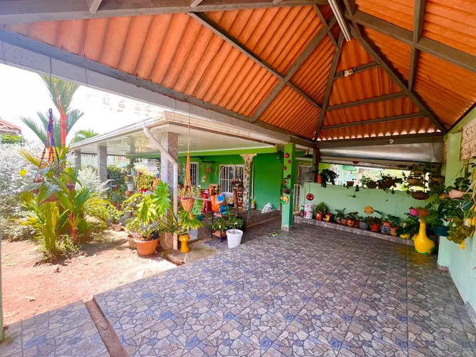 CASA EN VENTA EN LA CHORRERA. DDB27-1721