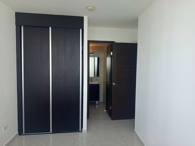 Venta o Alquiler Apartamento Semi-Amoblado en PH Bay View, Avenida Balboa - YJ - Imagen 10