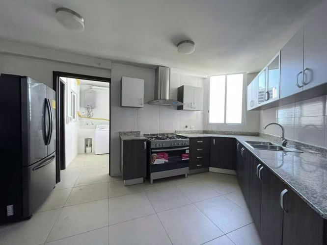 Venta Country Club Amoblado Costa del Este $430,000 - Imagen 4