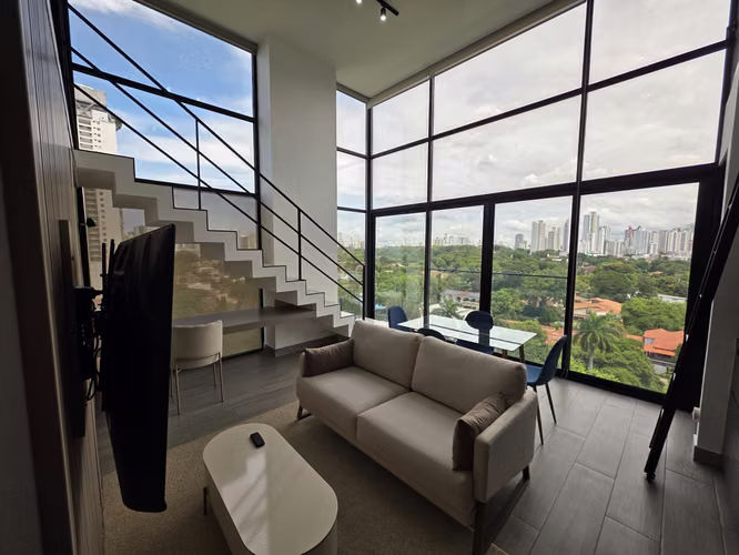 SE ALQUILA APARTAMENTO DE LUJO PH DOVLE CINCUENTENARIO - Imagen 4