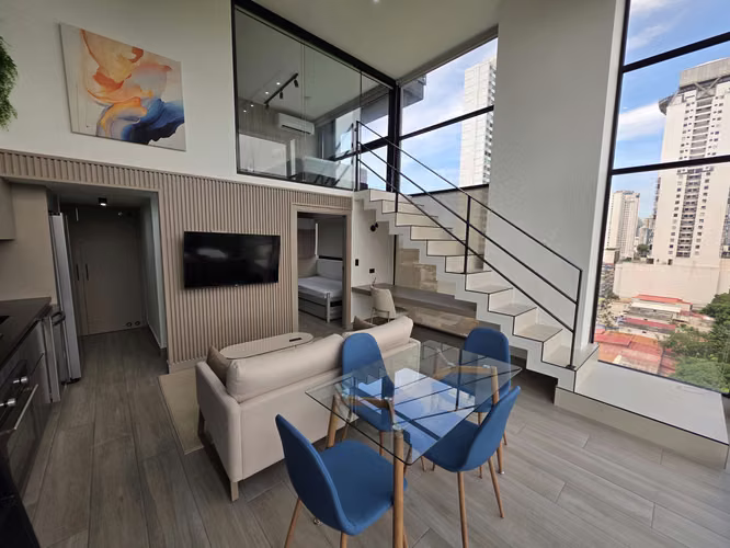 SE ALQUILA APARTAMENTO DE LUJO PH DOVLE CINCUENTENARIO