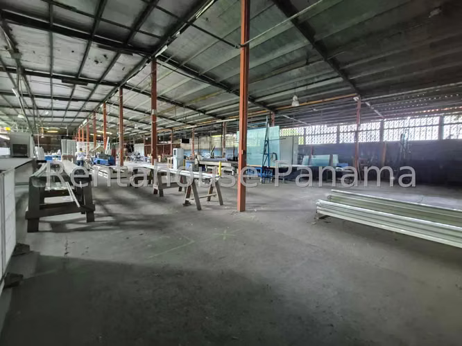 VENTA DE GALERA EN RIO ABAJO  - RIO ABAJO AVENIDA ESPAÑA CON CALLE 7A OESTE GALERA COMPLETA - Imagen 13